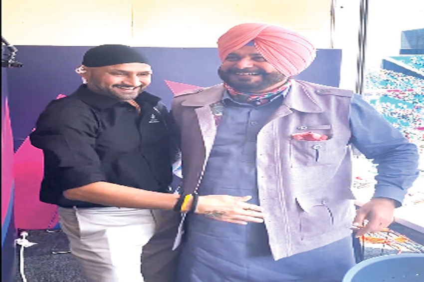 ਭੱਜੀ ਤੇ ਸਿੱਧੂ ਦੀ ਵੀਡੀਓ ਨੇ ਛੇੜੀ ਨਵੀਂ ਚਰਚਾ